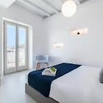 Villa Breathtaking 6 Bed In *