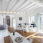 Breathtaking 6 Bed In Villa *