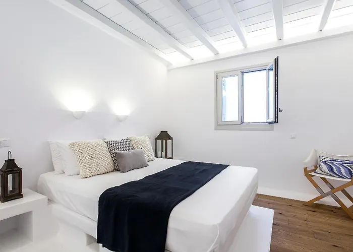 Breathtaking 6 Bed In * Platys Gialos (Mykonos)