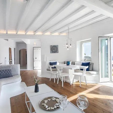 Breathtaking 6 Bed In Villa *