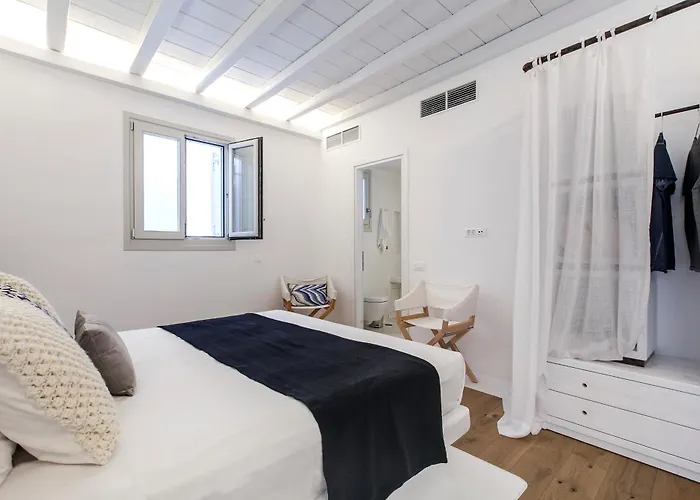 Breathtaking 6 Bed In