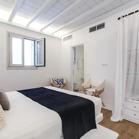 Breathtaking 6 Bed In